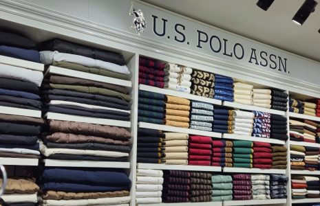 Why shoppers prefer a multibrand apparel store experience